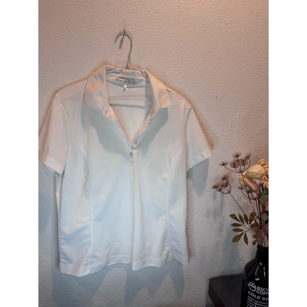 EUC Nike Women Golf Crop white polo size Large /L‎